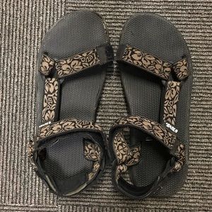 Black Teva Sandals